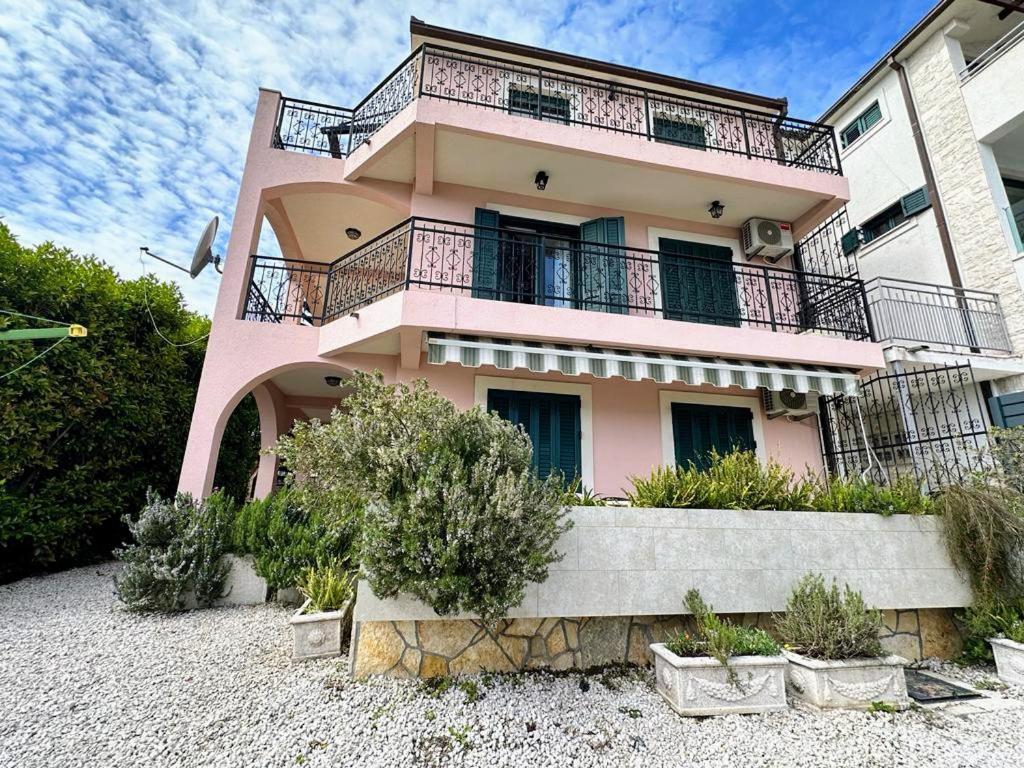 فيلا Monteview Duplex تْشيرسيك نوفي المظهر الخارجي الصورة